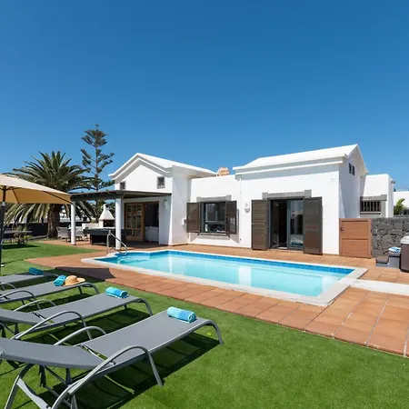 Ambar Cherry Villa Playa Blanca