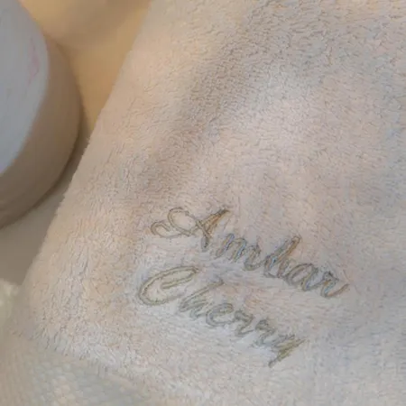 Ambar Cherry * Πλάγια Μπλάνκα